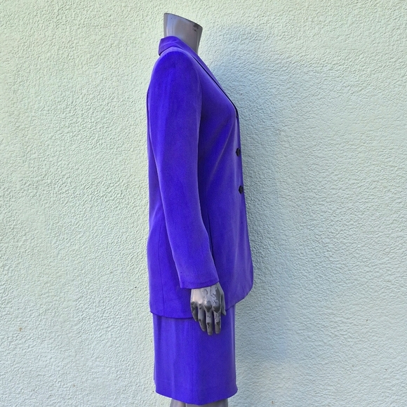 Dressbarn (Travis Ayers) Ladies Vintage Pure Silk Violet (2) PC Skirt Set
